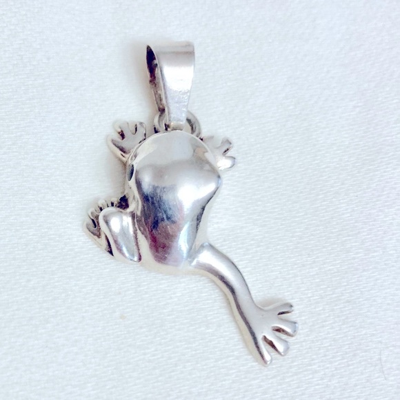 Sterling Silver Frog Pendant - Picture 2 of 3
